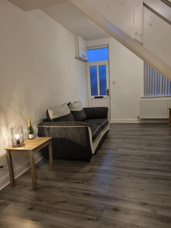 Spacious And Modern Town House Close To The District * Barrow-in-Furness